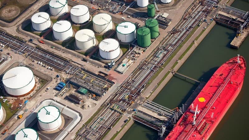 Oil Spikes Above $110 on Iran War Escalation and UAE OPEC Shock Exit