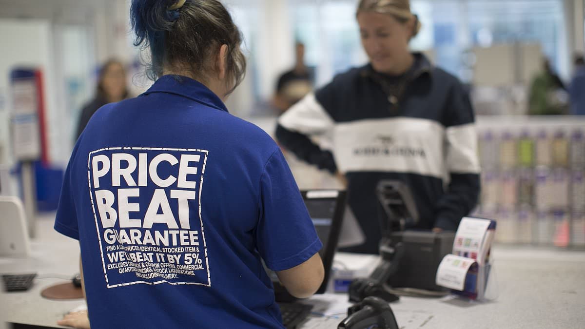 Officeworks to offshore hundreds of Aussie jobs to India and the Philippines - as some vow they'll never shop there again