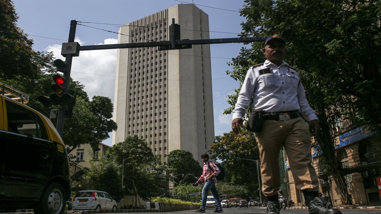 Why RBI is right not to empty the vault