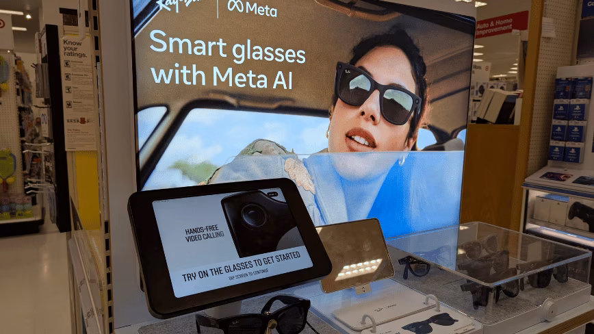 Meta cancelled the contract with the people who saw what its glasses see