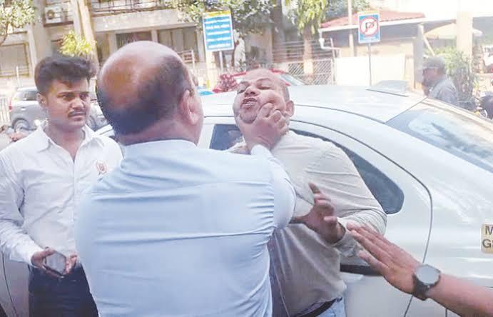 Thane mayor's driver attacks TV cameraman on civic premises; minister seeks action