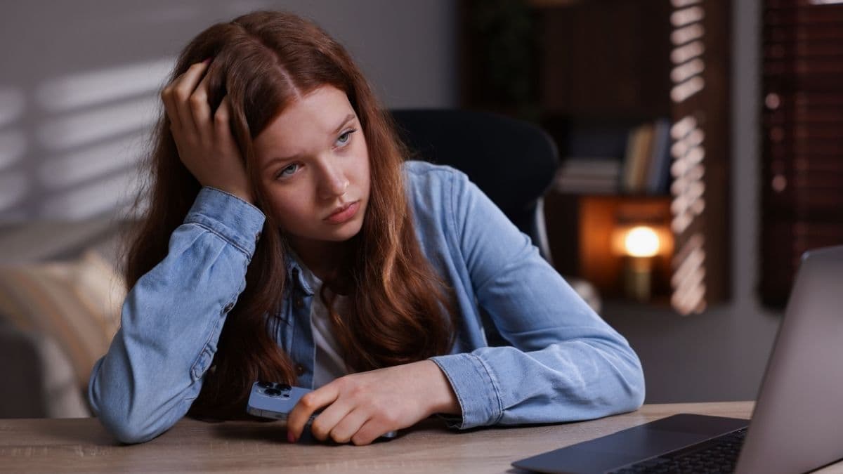 The “Plan B” Insult: Why a Student is Heartbroken After Her Advisor Suggested Dentistry as a “Backup” to Medicine