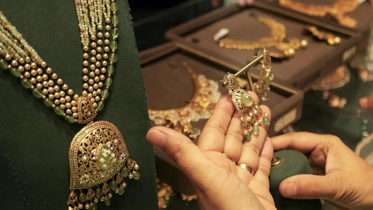 Today’s Gold Rate in India October 3: Gold prices down in Delhi, Mumbai, Kolkata, Chennai, Bengaluru