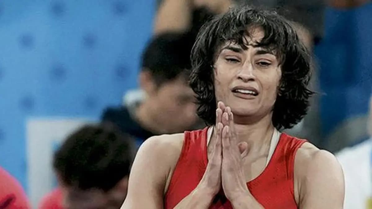 WFI issues show-cause notice to Vinesh Phogat, declares her ineligible to compete till June 26