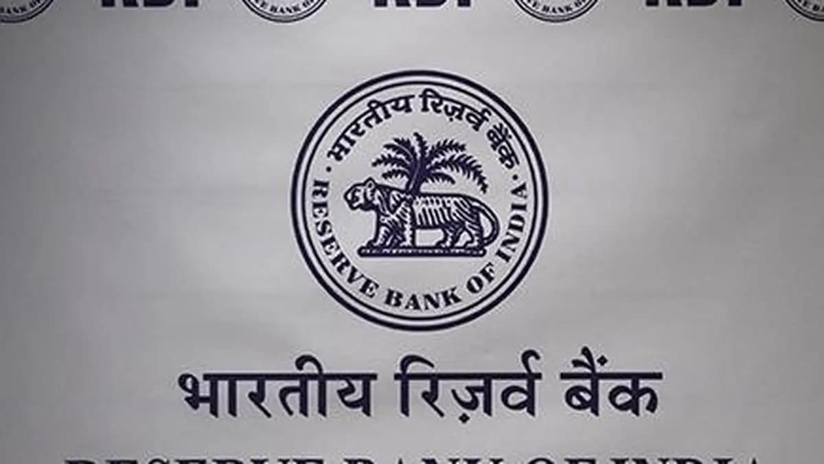 RBI mandates 3-year cooling-off period for long-serving co-operative bank directors