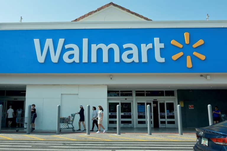 Walmart Stock a Strong Buy in 2026 as E-Commerce Surge, Market Share Gains and Analyst Optimism Drive Upside