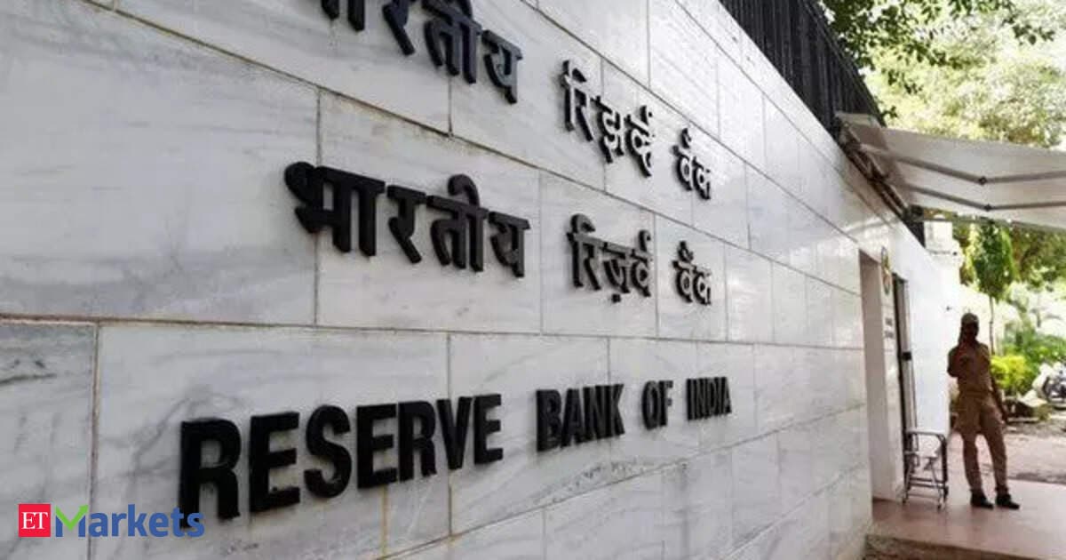 RBI may have to bear forex risk to boost foreign money inflows