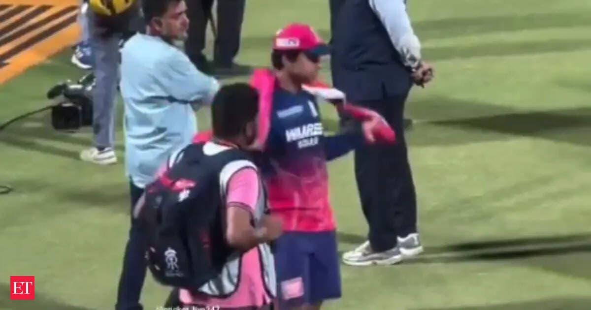 'Vaibhav Suryavanshi is still just a kid': Rajasthan Royals' teen batting sensation's adorable post-match moment goes viral. Watch