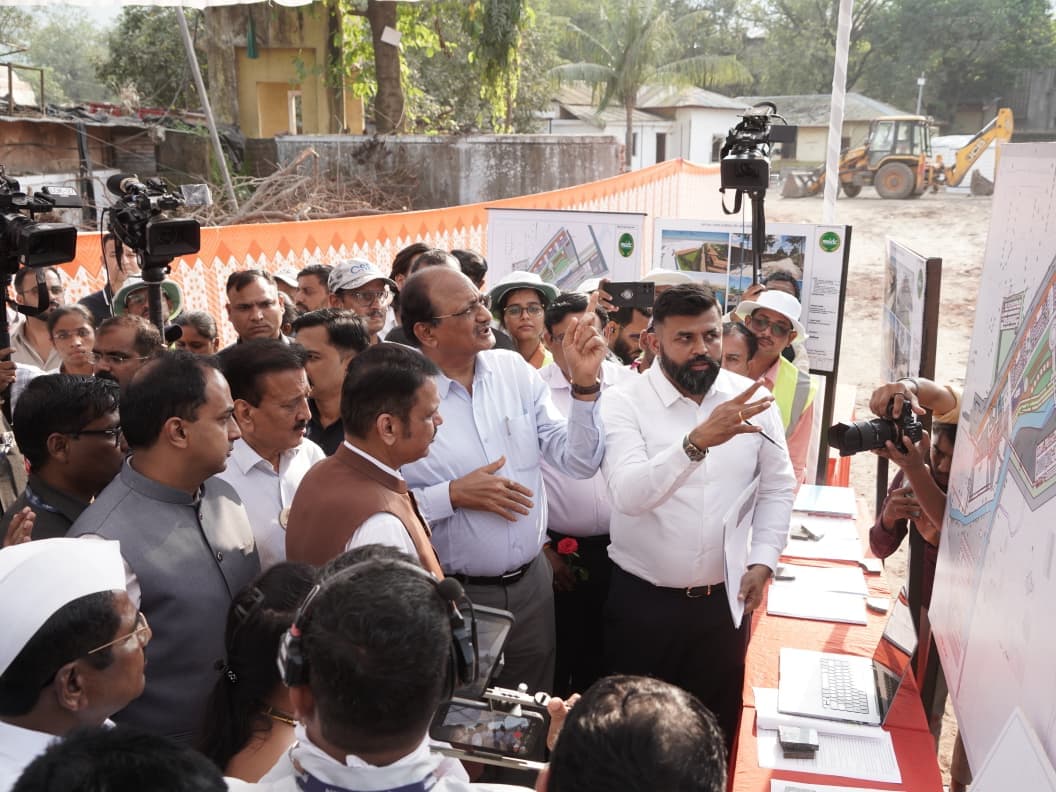 सनातन संस्कृतीच्या महाकुंभासाठी नाशिक-त्र्यंबकेश्वर सज्ज; मुख्यमंत्री देवेंद्र फडणवीस यांच्या दूरदृष्टीतून तीर्थक्षेत्रांचा कायापालट!