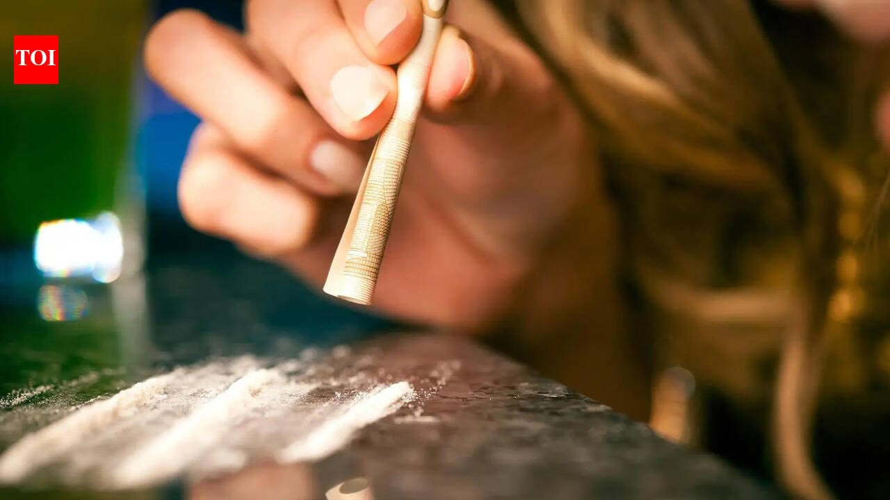 MBVV cops bust drugs factory in Gorai