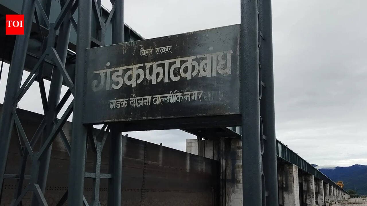 Gandak barrage gears up ahead of monsoon, deploys staff