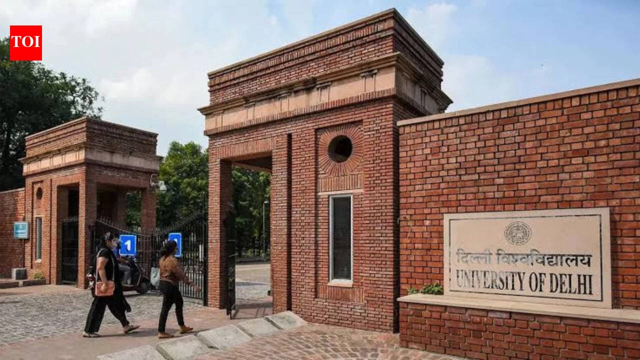 DU relaxes promotion criteria for 2025-26 batch; teachers question timing and transparency