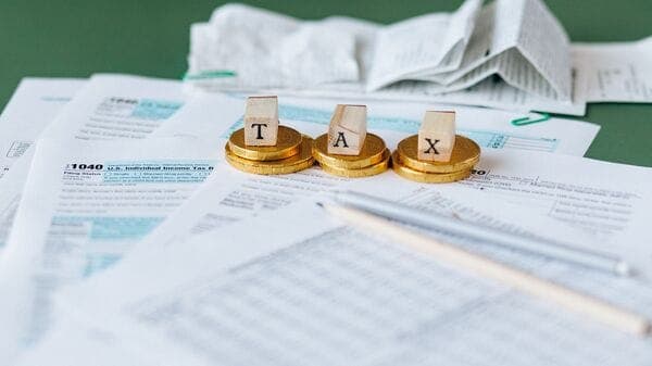 Freelancer tax guide : How to report overseas client income and pay taxes in India